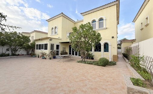 Villa in Jumeirah Park, Dubai, United Arab Emirates 1