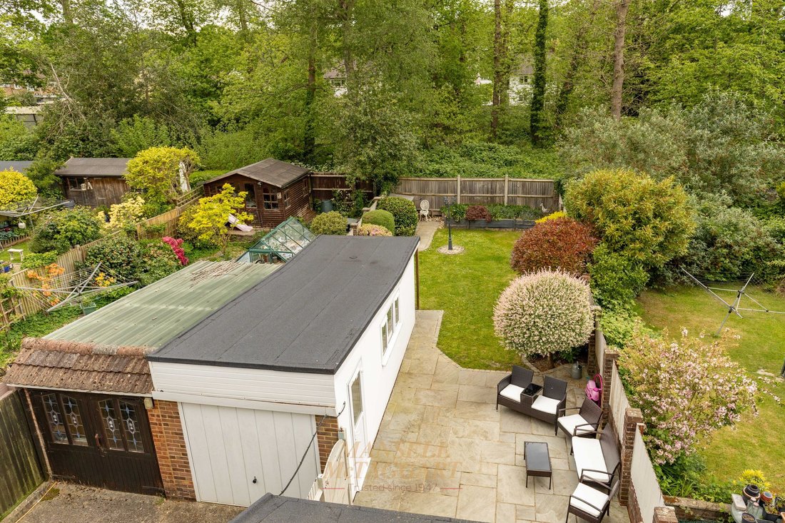 House in Three Bridges, Crawley, England 3 - 18319721