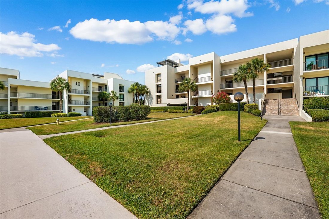 Condo in Clearwater, Florida, United States 5 - 18321109