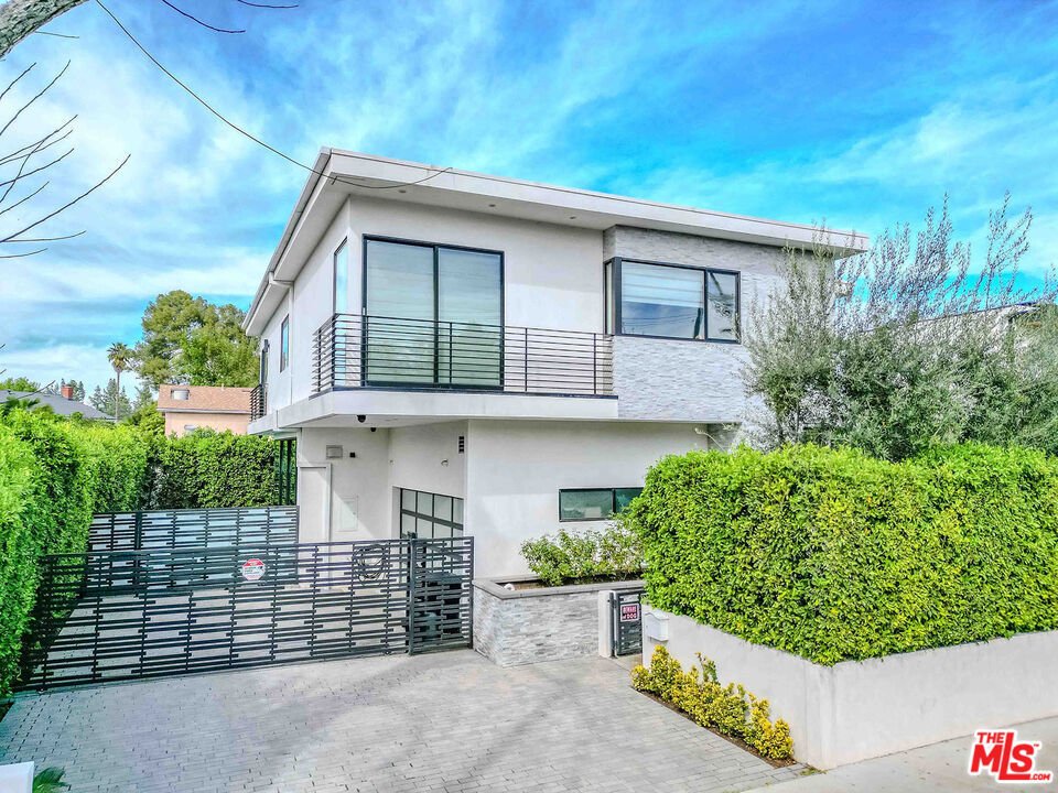 House in Los Angeles, California, United States 1 - 18321768
