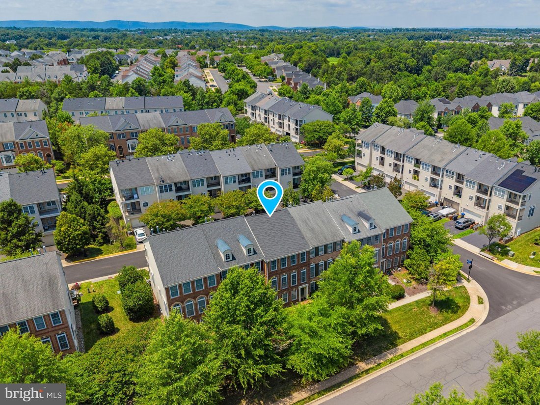 Townhouse in Chantilly, Virginia, United States 2 - 18317904