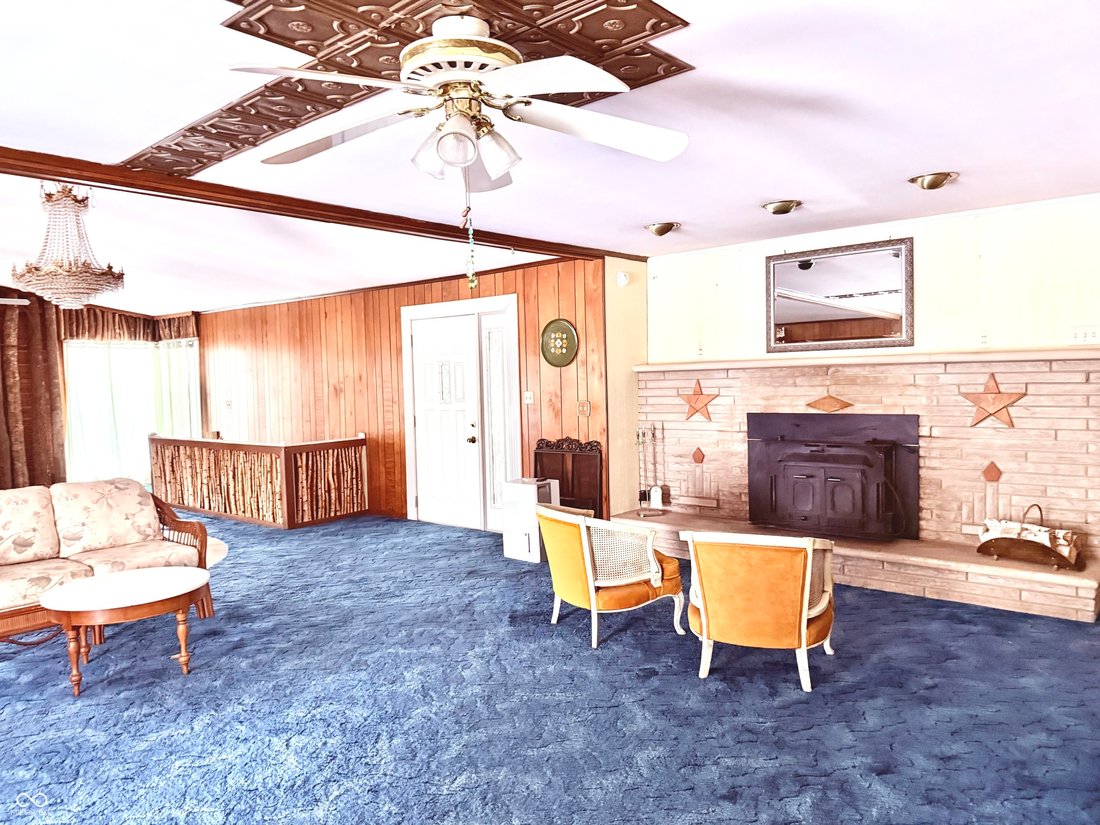 House in Muncie, Indiana, United States 5 - 18321711