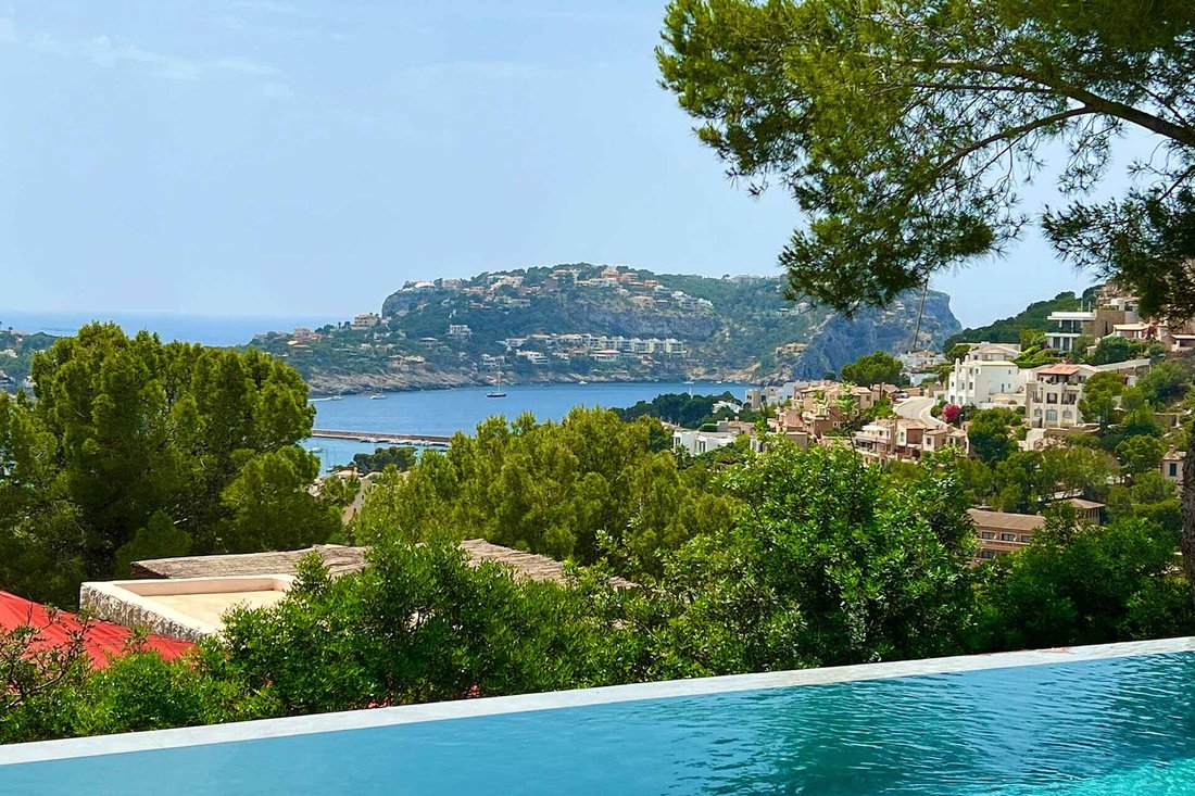 Villa in Port d'Andratx, Andratx, Balearic Islands 1 - 18318698