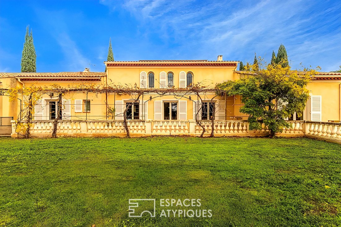 Villa in Est, Solliès-Pont, France 2 - 18323221
