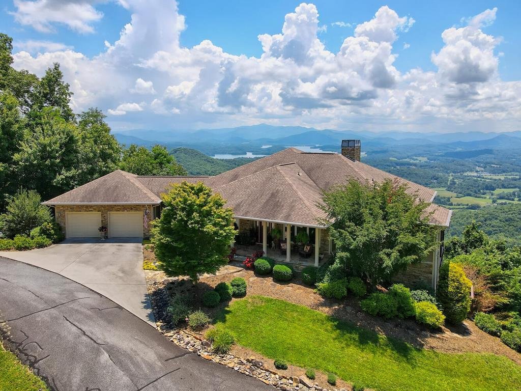 House in Hayesville, North Carolina, United States 1 - 18321672