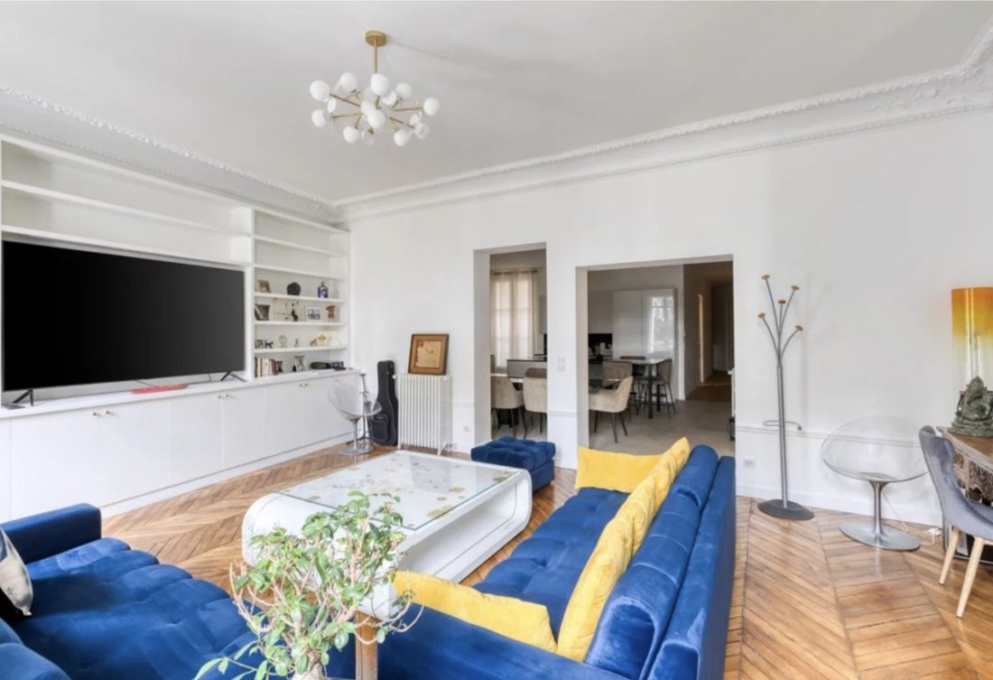Apartment in Saint Philippe du Roule, Paris 8e Arrondissement, Paris 3 - 18319210