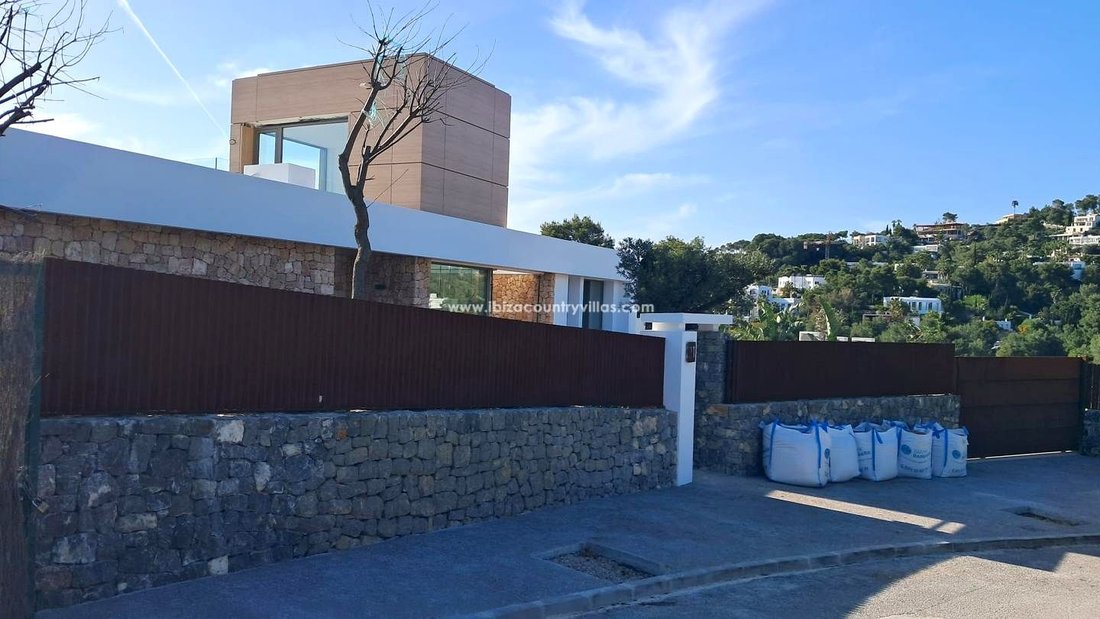 Villa in Can Furnet, Santa Eularia des Riu, Balearic Islands 3 - 17627639