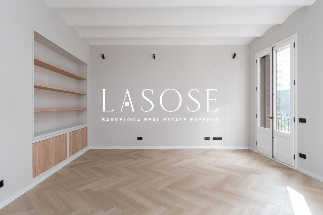 Apartment in Ciutat Vella, Barcelona, Spain 4 - 18320175