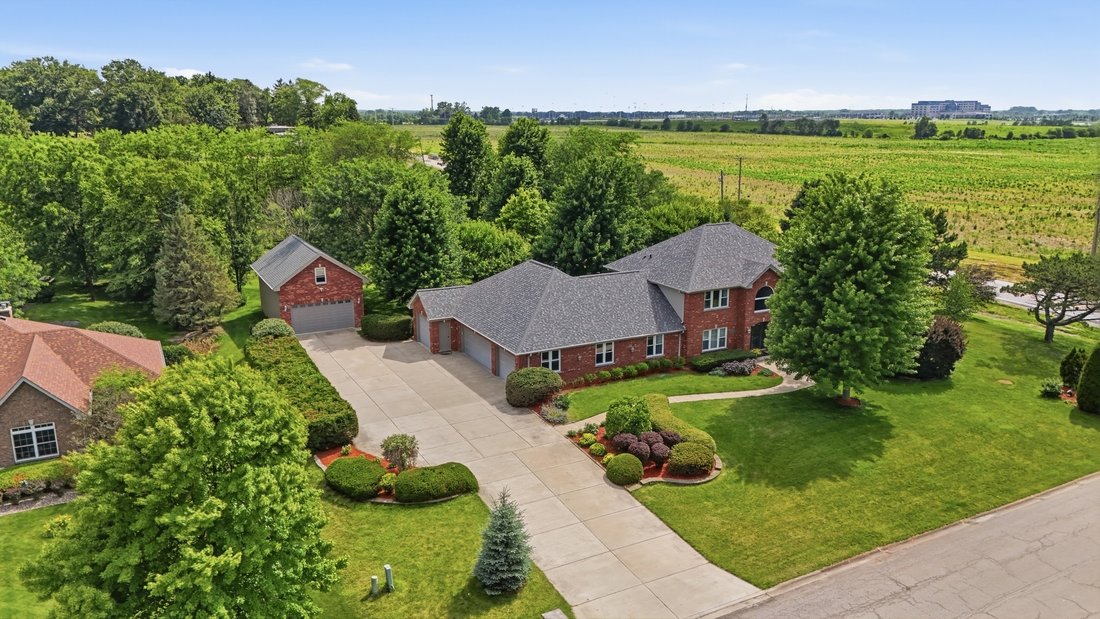 House in New Lenox, Illinois, United States 3 - 18318986
