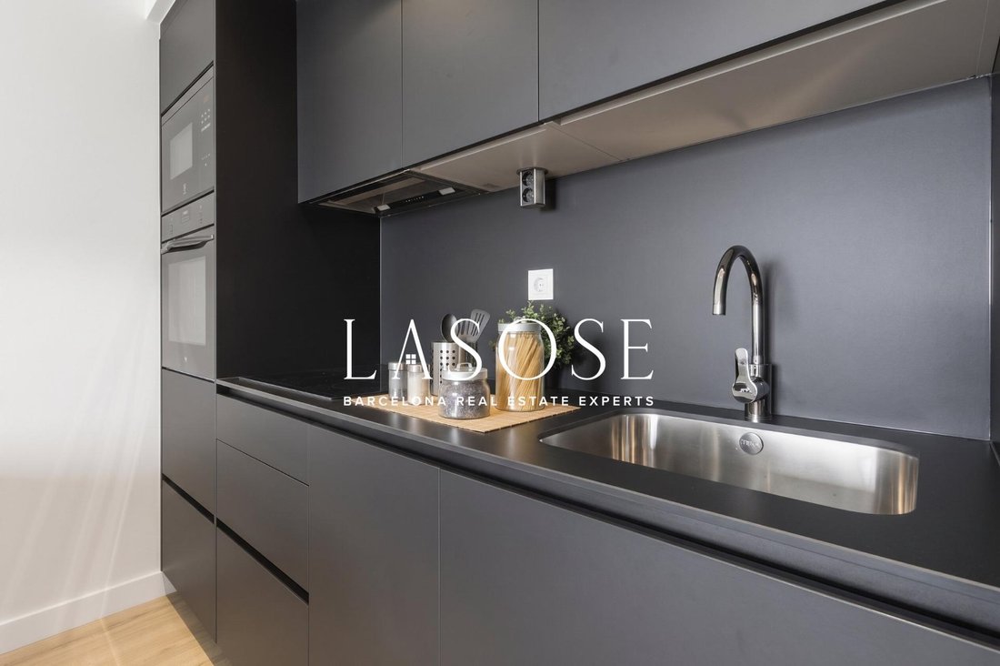 Apartment in Eixample, Barcelona, Spain 4 - 18320120