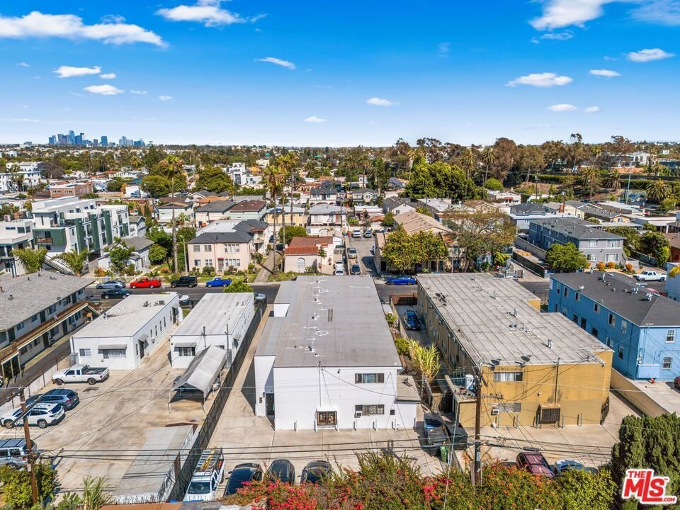 Los Angeles, California, United States 4 - 18321746