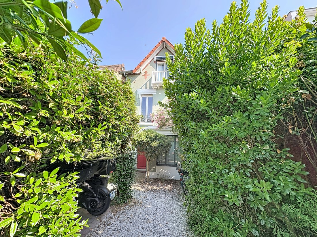 House in Plateau-Grèves-Europe-Gare du Stade-Fossés Jean, Colombes, France 1 - 18321343