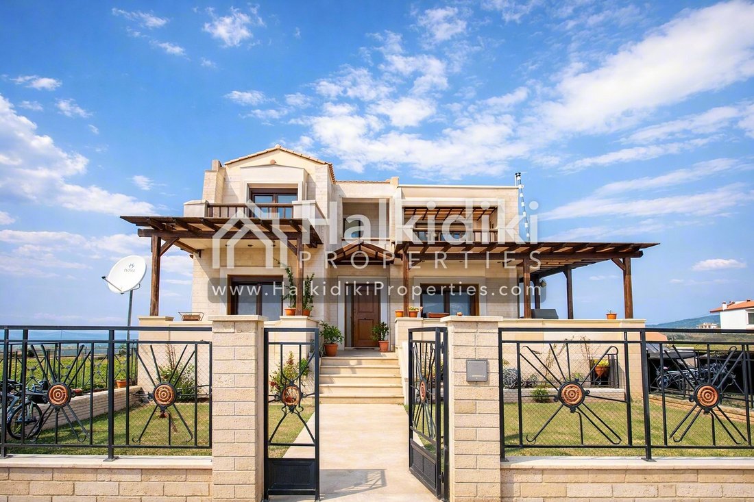 Villa in Nea Propontida, Macedonia and Thrace, Greece 2 - 17467346