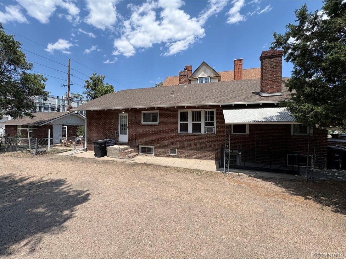 Denver, Colorado, United States 2 - 18321436
