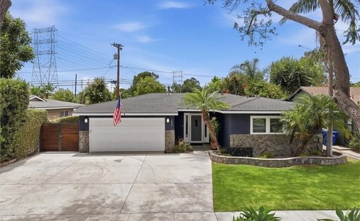 House in Signal Hill, California, United States 1
