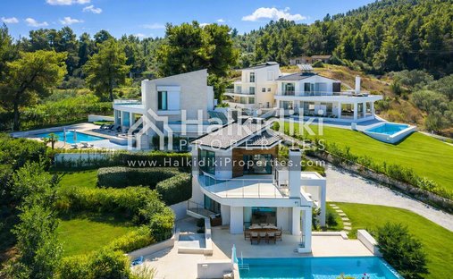 Villa in Pallini Municipal Unit, Macedonia and Thrace, Griechenland 1
