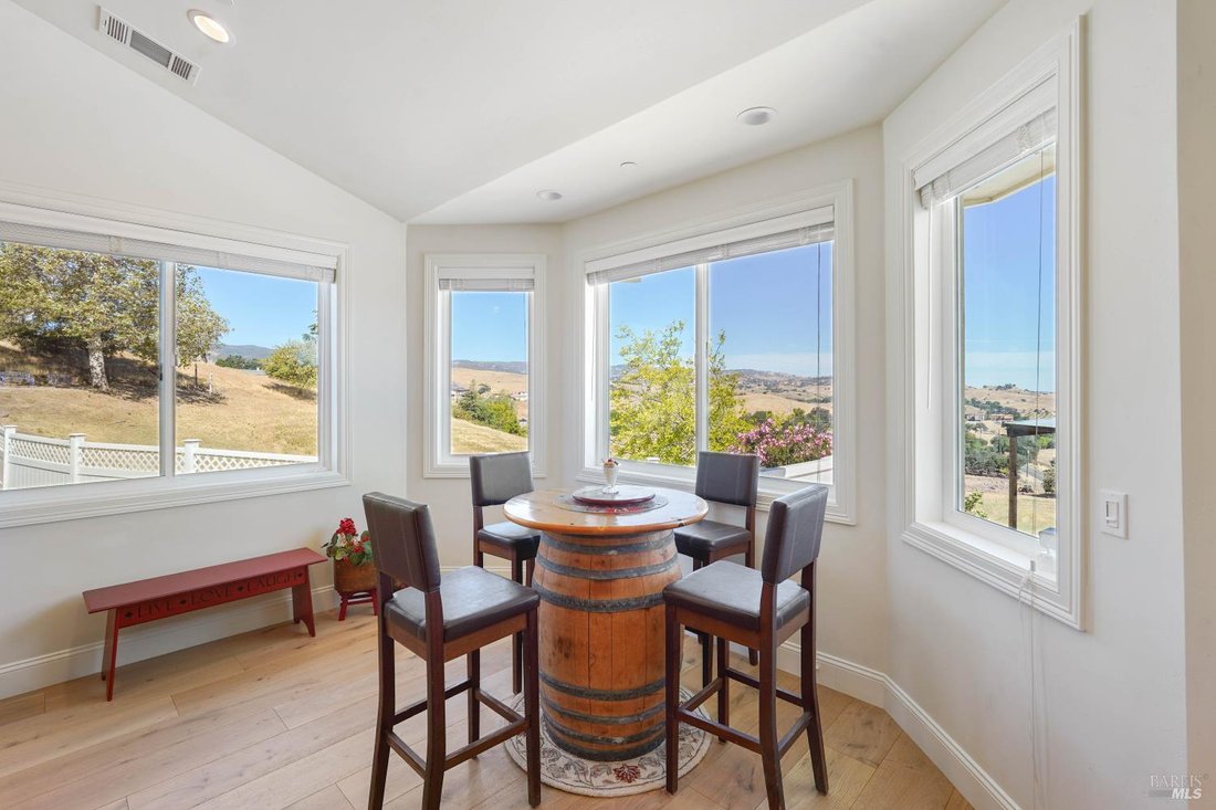 House in Vacaville, California, United States 5 - 18317901