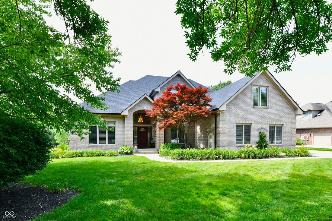 House in Greenwood, Indiana, United States 3 - 18321709