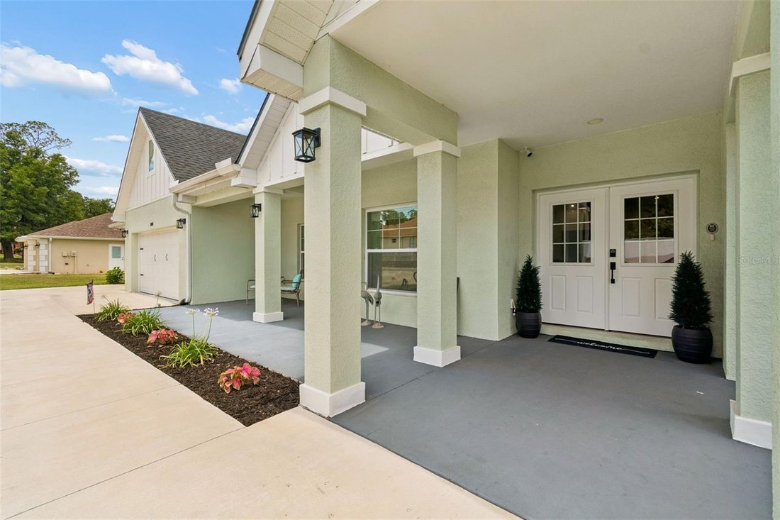 House in Dade City, Florida, United States 3 - 18318132