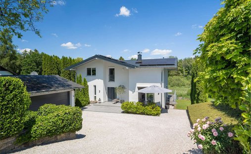 House in Schondorf, Bavaria, Germany 1