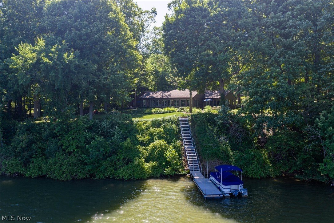 House in Sherrodsville, Ohio, United States 4 - 18318086