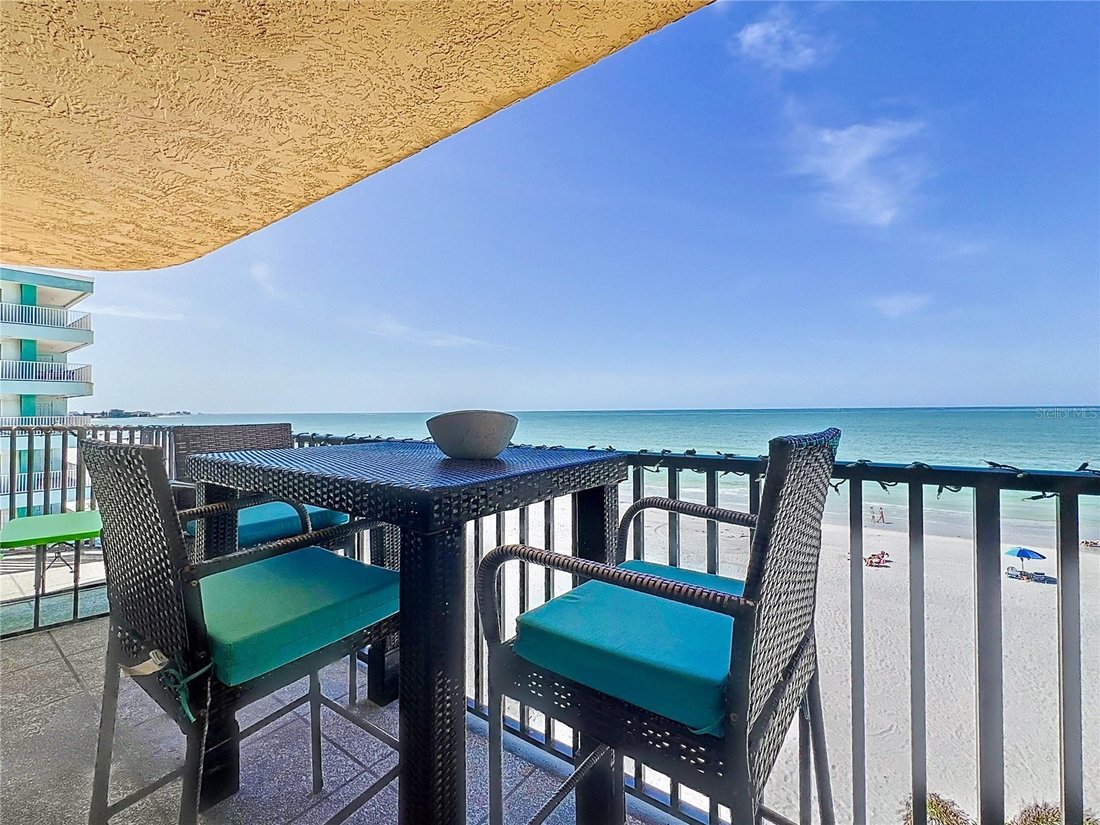 Condo in Madeira Beach, Florida, United States 5 - 18318144