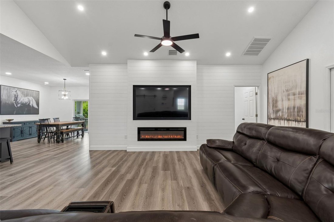House in Dade City, Florida, United States 5 - 18318132