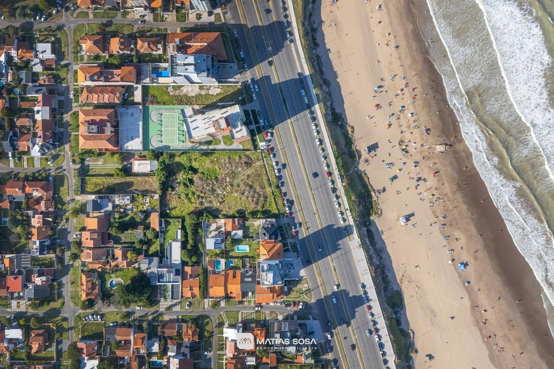 Land in Mar del Plata, Buenos Aires Province, Argentina 1 - 18319951