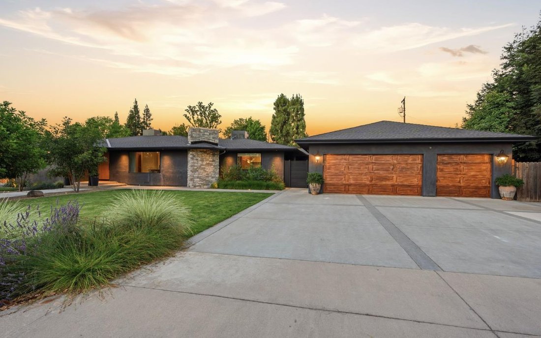 House in Fresno, California, United States 1 - 18319436