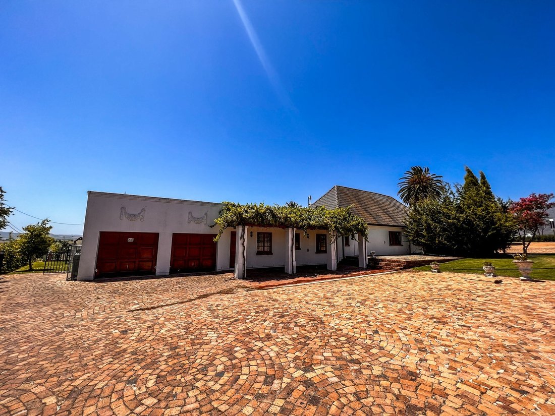 Farm Ranch in Stellenbosch, Western Cape, South Africa 4 - 18320302