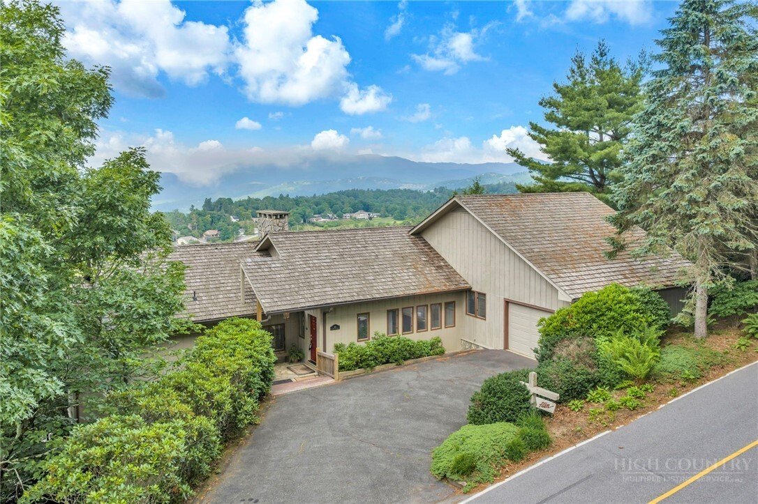 House in Blowing Rock, North Carolina, United States 2 - 18318446