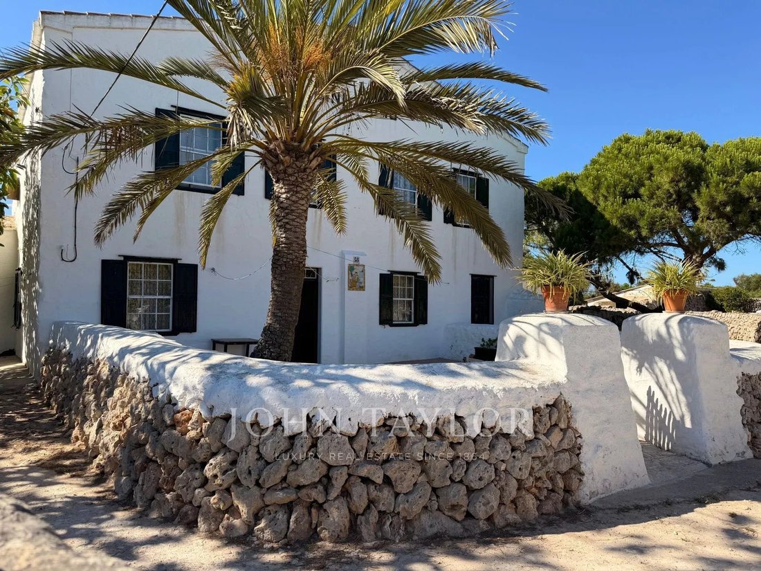 Estate in es Castell, Balearic Islands, Spain 3 - 18319558