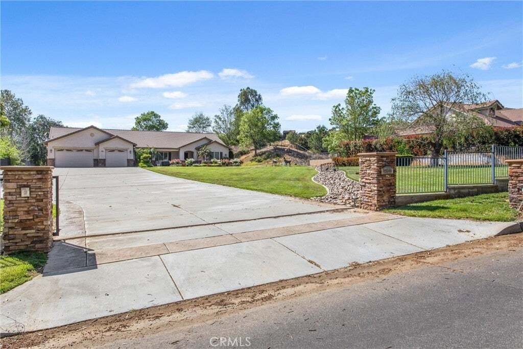 House in Cherry Valley, California, United States 3 - 18320502