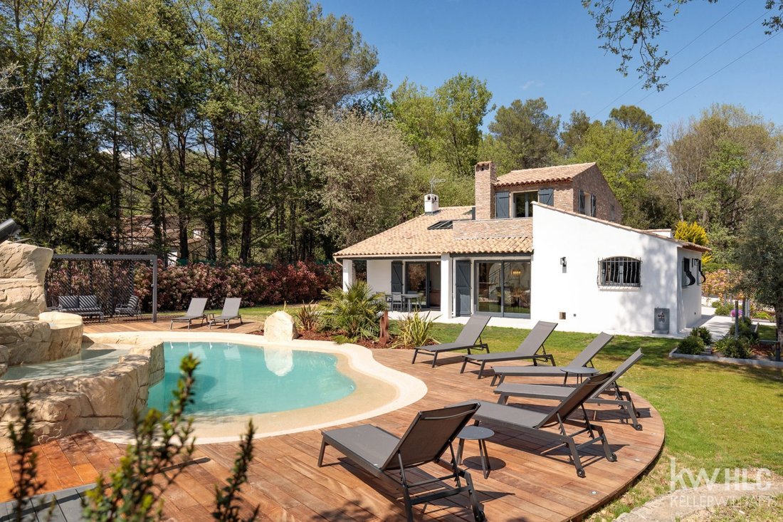 House in Nord, Roquefort-les-Pins, France 2 - 18319672