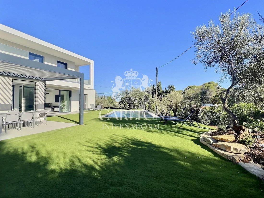 Villa in Valbonne, Provence-Alpes-Côte d'Azur, France 4 - 18320042