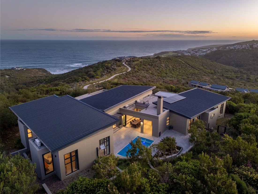 House in Pezula Private Estate, Western Cape, South Africa 5 - 18320832