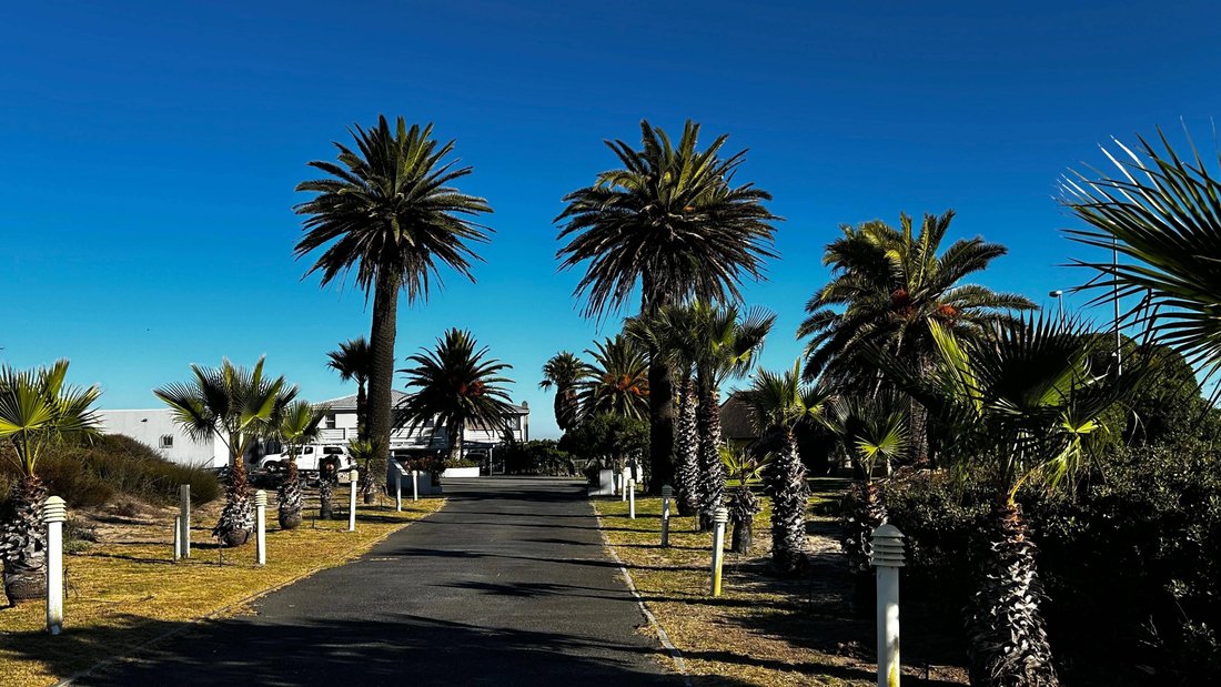 Farm Ranch in Van Riebeeckstrand, Cape Town, South Africa 5 - 17698985