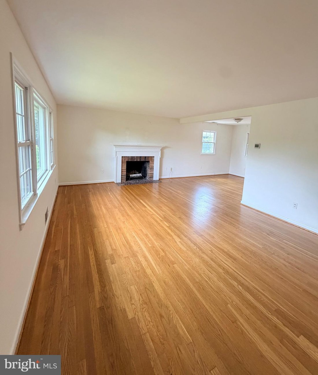McLean, Virginia, United States 3 - 17671986