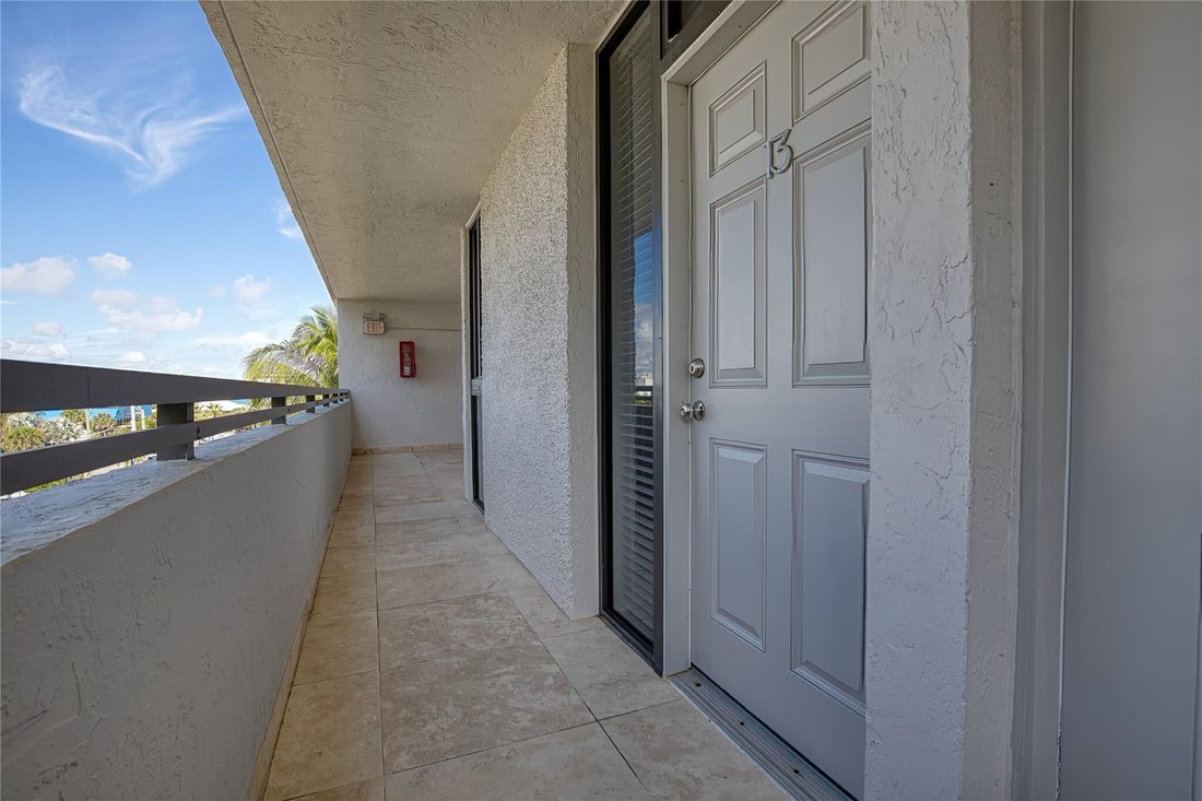 Condo in Hillsboro Beach, Florida, United States 3 - 18319344