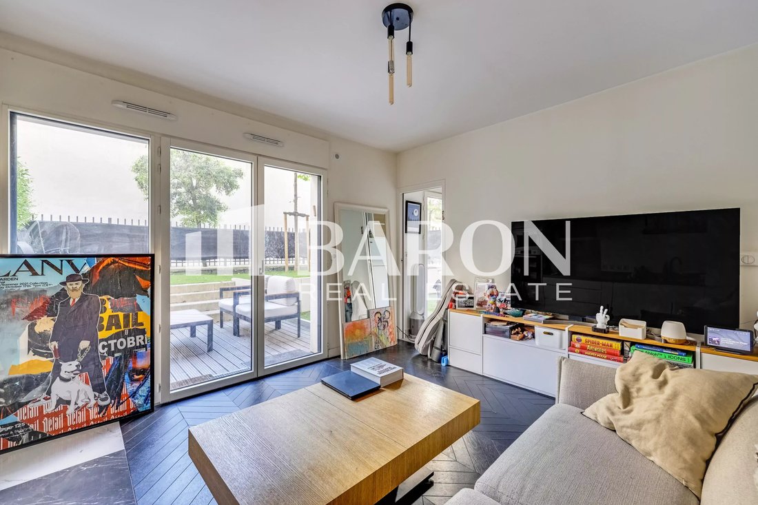 Apartment in Ile de la Jatte - Parc d'Orléans, Neuilly-sur-Seine, France 2 - 18320065