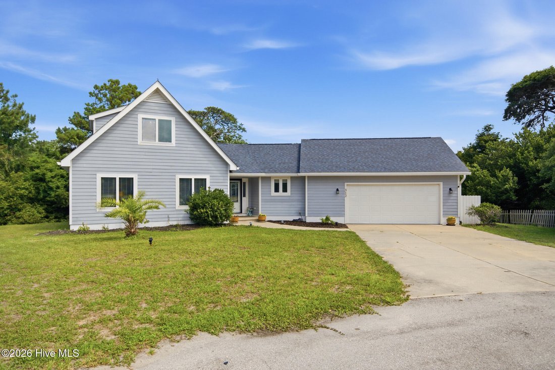 House in Pine Knoll Shores, North Carolina, United States 1 - 16982842