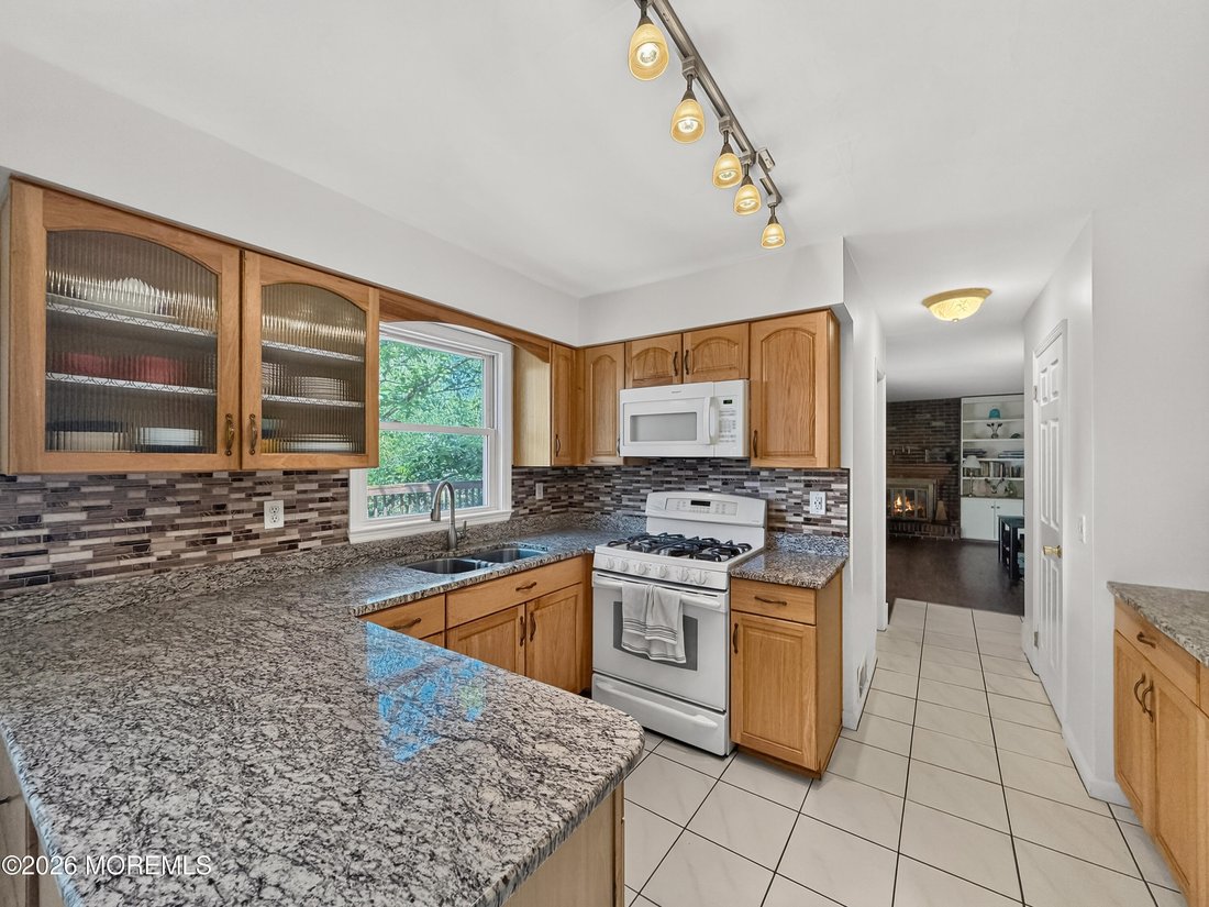 House in Howell Township, New Jersey, United States 4 - 18318554