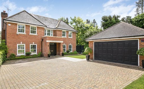 House in Ferney Hill, Enfield, England 1