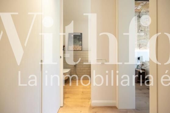Apartment in Eixample, Barcelona, Spain 5 - 18300473