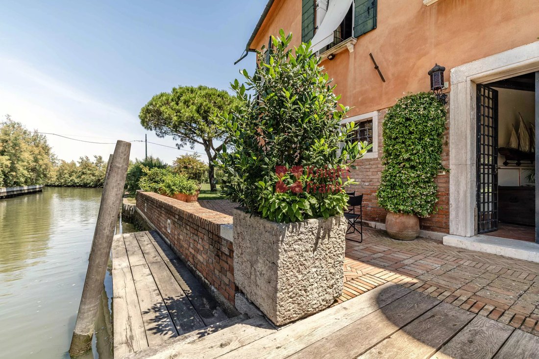 Villa in Torcello Island, Veneto, Italy 2 - 18319595