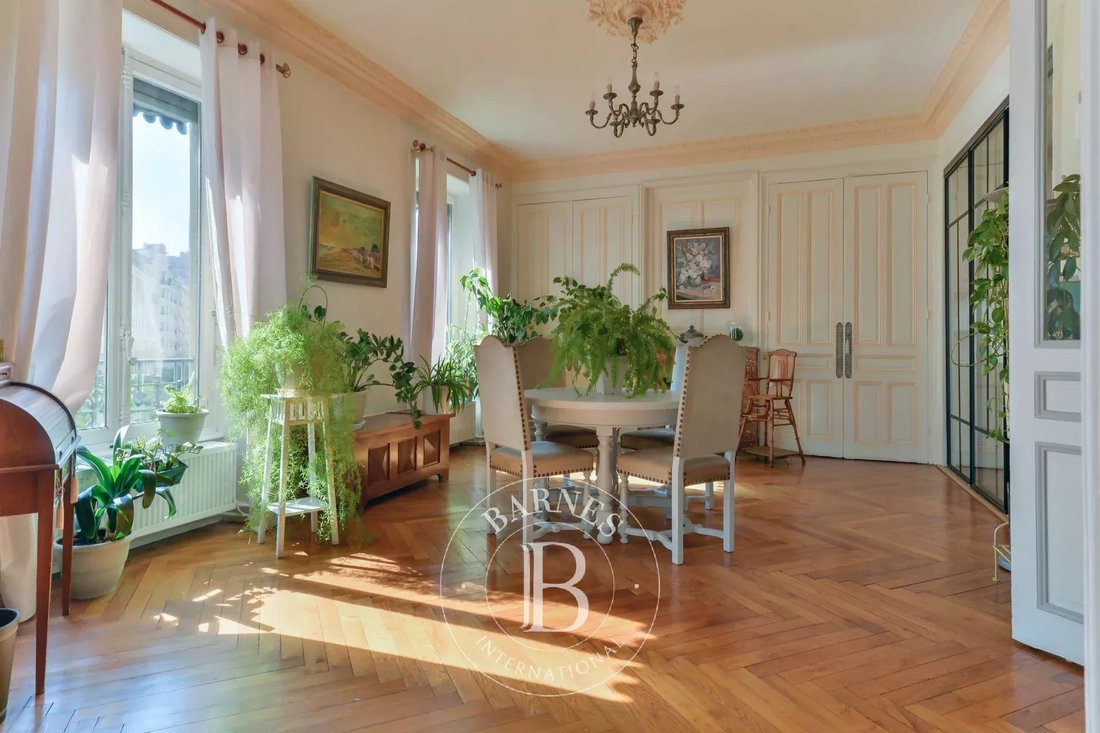 Apartment in Les Brotteaux-Bellecombe-Masséna, Lyon 6e Arrondissement, Lyon 3 - 18319804