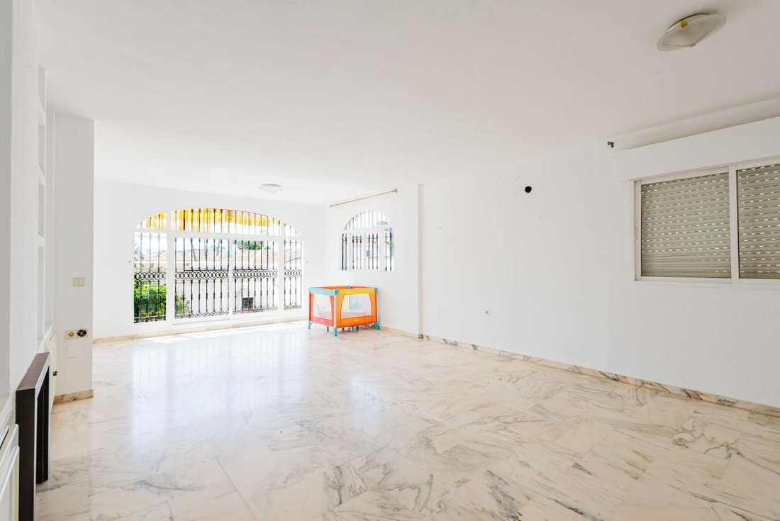 Villa in Benalmadena, Andalusia, Spain 2 - 18298609