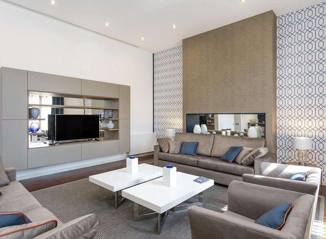 Apartment in Ciutat Vella, Barcelona, Spain 5 - 15617886