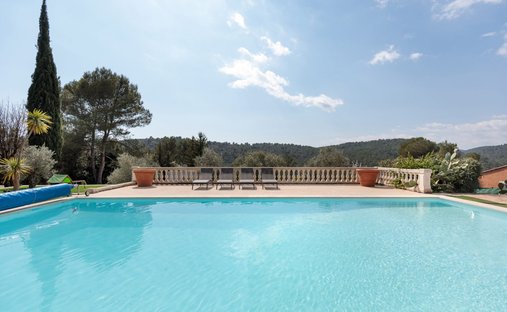 House in Bois Fleuri-Chevre d'Or-Saint Philippe, Biot, France 1