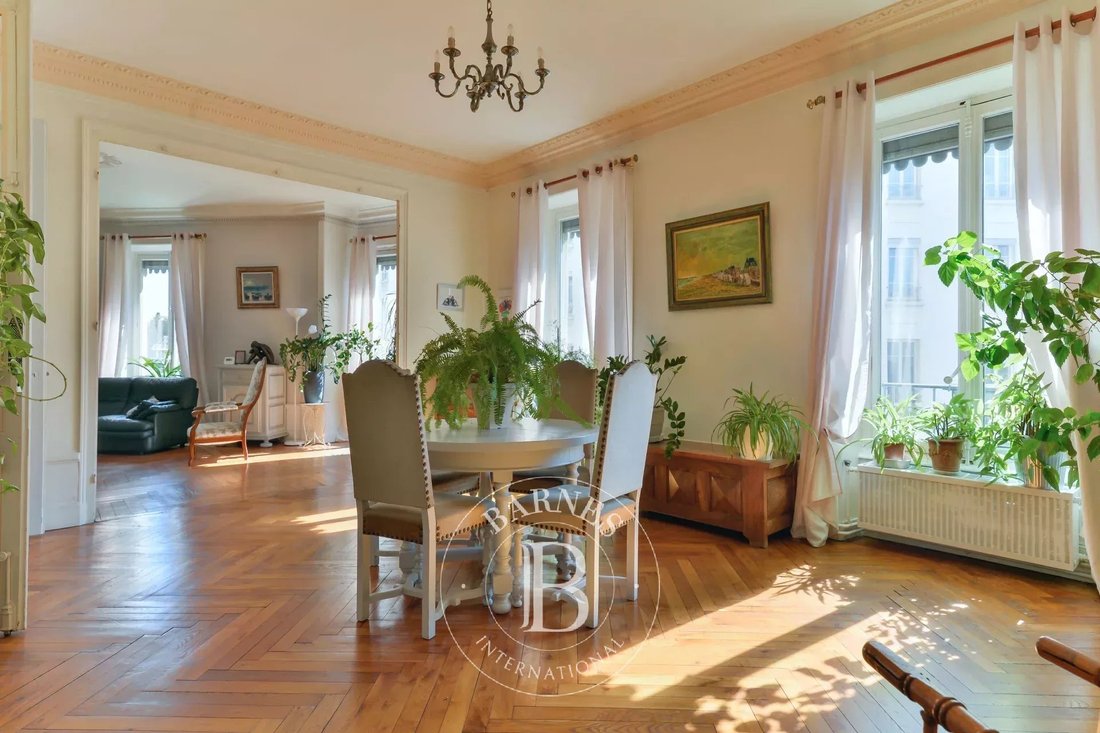 Apartment in Les Brotteaux-Bellecombe-Masséna, Lyon 6e Arrondissement, Lyon 2 - 18319804